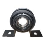 Reinforced driveshaft centre bearing with rubber carrier and metal bracket